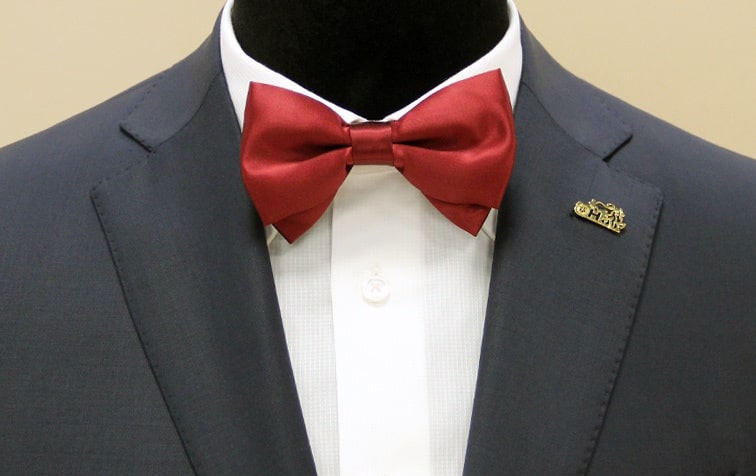 معرفی اکسسوری مناسب کت شلوار مردانه 