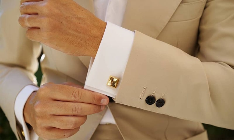 اکسسوری های مناسب کت و شلوار